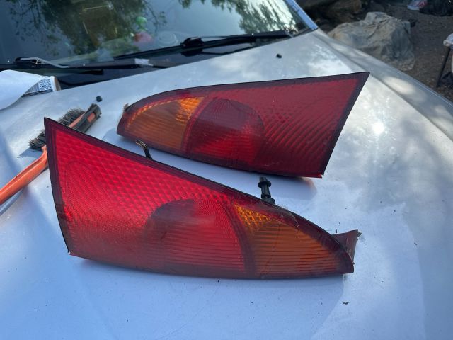 bontott FORD FOCUS II Hátsó Lámpa Szett