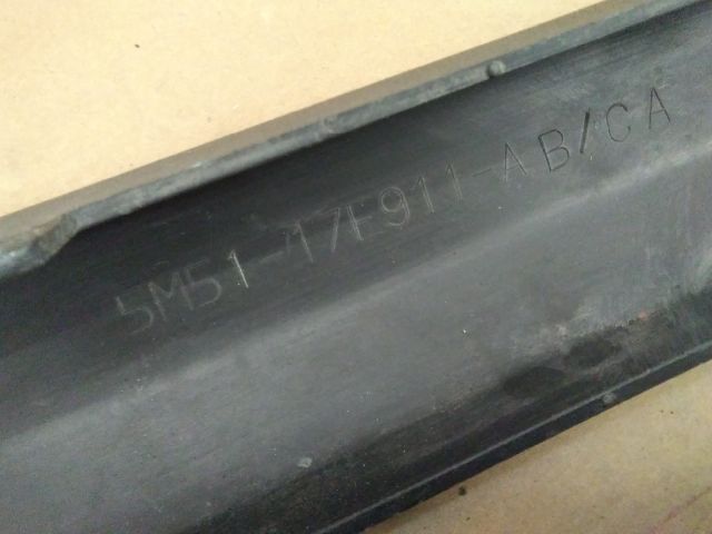 bontott FORD FOCUS II Hátsó Lökhárító Díszléc