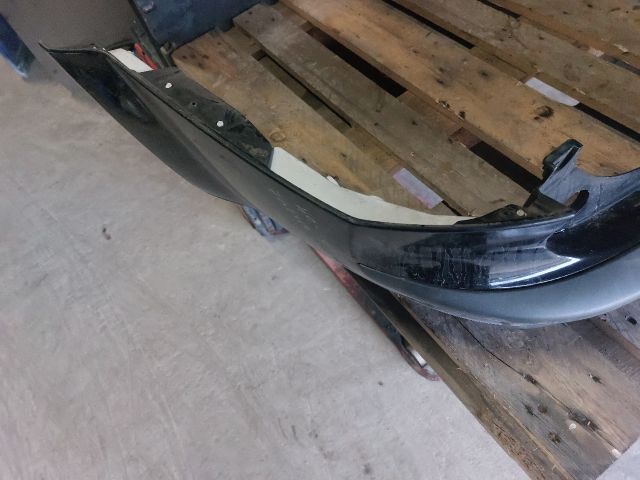 bontott FORD FOCUS II Hátsó Lökhárító (Részeivel)