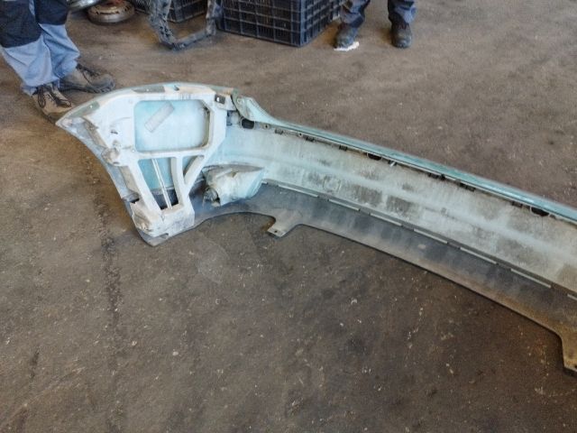 bontott FORD FOCUS II Hátsó Lökhárító (Részeivel)