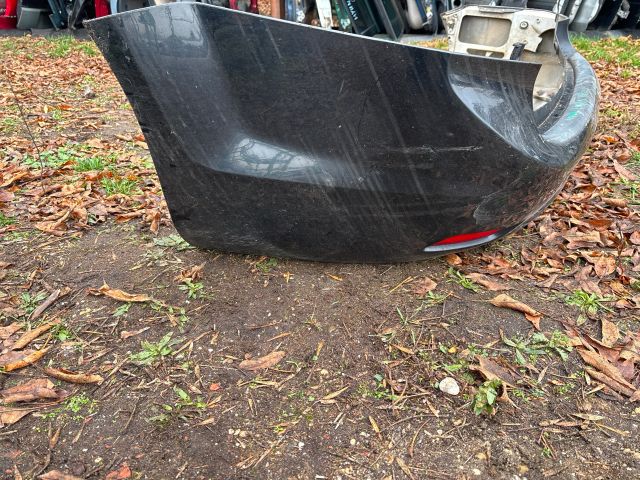 bontott FORD FOCUS II Hátsó Lökhárító (Részeivel)