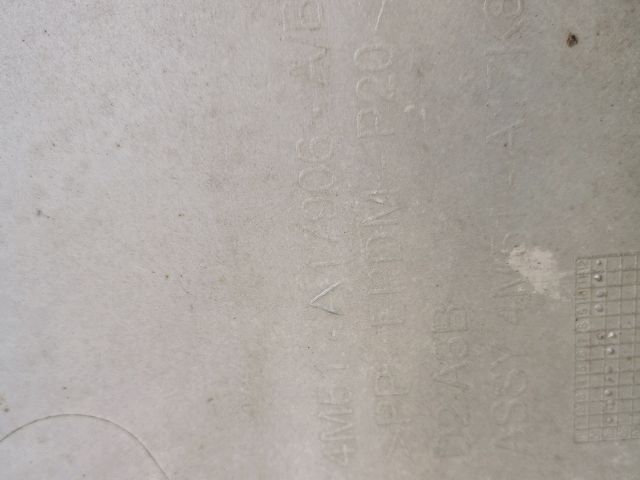 bontott FORD FOCUS II Hátsó Lökhárító (Részeivel)