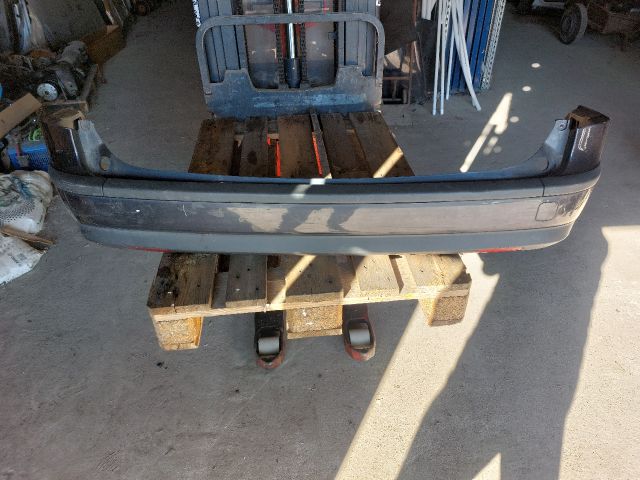 bontott FORD FOCUS II Hátsó Lökhárító (Részeivel)