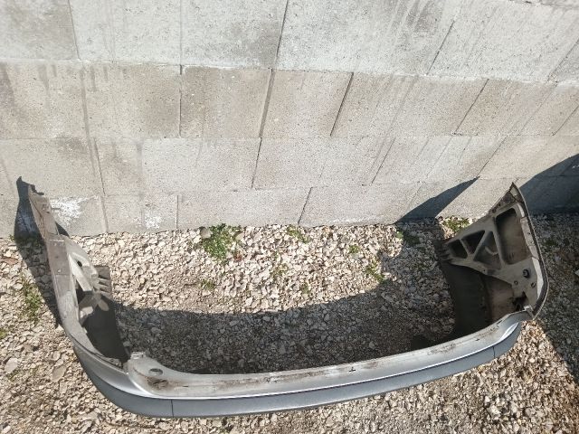 bontott FORD FOCUS II Hátsó Lökhárító (Részeivel)