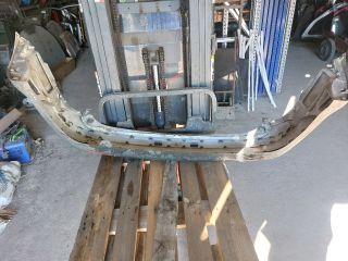 bontott FORD FOCUS II Hátsó Lökhárító (Részeivel)