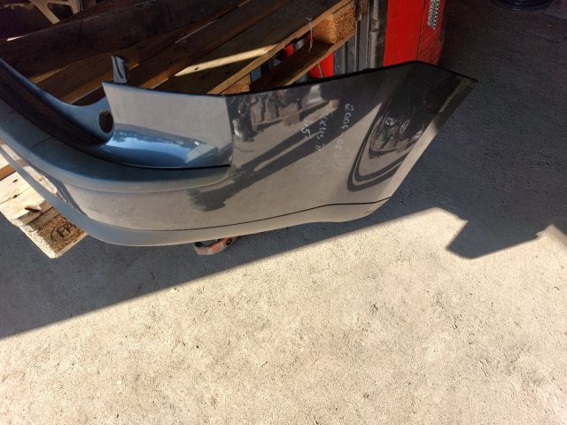 bontott FORD FOCUS II Hátsó Lökhárító (Részeivel)