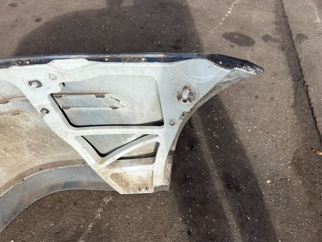 bontott FORD FOCUS II Hátsó Lökhárító (Üresen)