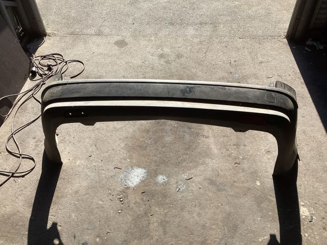 bontott FORD FOCUS II Hátsó Lökhárító (Üresen)