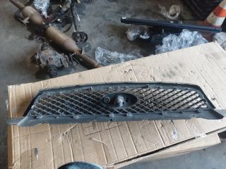 bontott FORD FOCUS II Hűtőrács