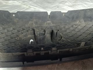 bontott FORD FOCUS II Hűtőrács