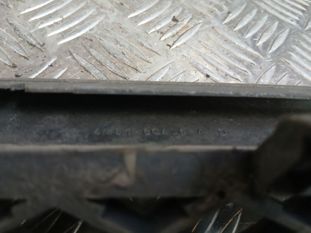 bontott FORD FOCUS II Hűtőrács