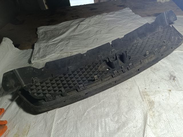 bontott FORD FOCUS II Hűtőrács