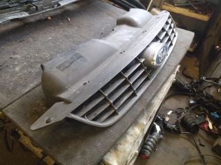 bontott FORD FOCUS II Hűtőrács