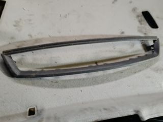 bontott FORD FOCUS II Hűtőrács