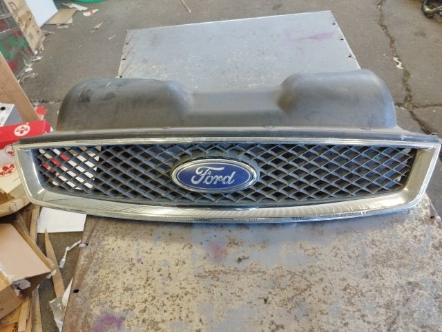bontott FORD FOCUS II Hűtőrács
