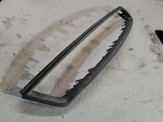 bontott FORD FOCUS II Hűtőrács