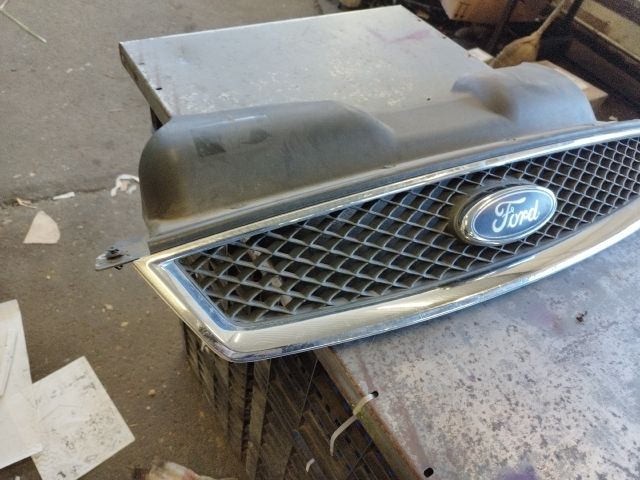 bontott FORD FOCUS II Hűtőrács