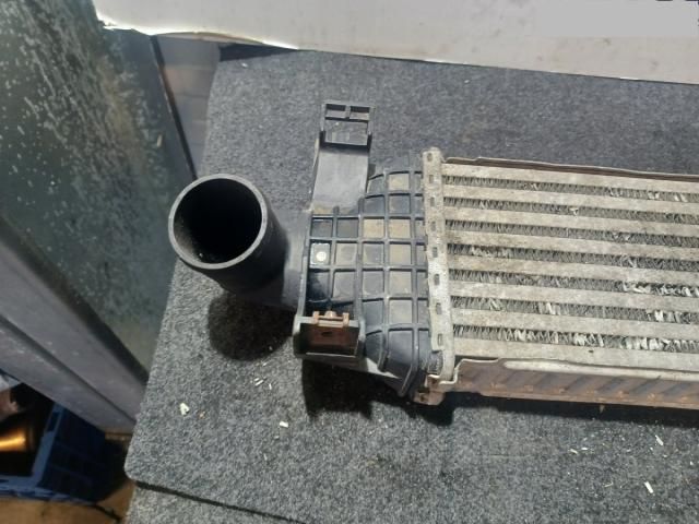 bontott FORD FOCUS II Intercooler