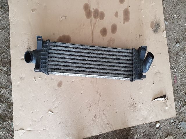 bontott FORD FOCUS II Intercooler