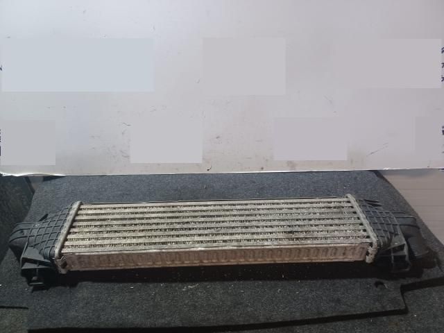 bontott FORD FOCUS II Intercooler