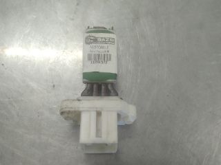 bontott FORD FOCUS II Izzító Relé