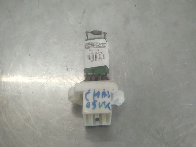 bontott FORD FOCUS II Izzító Relé