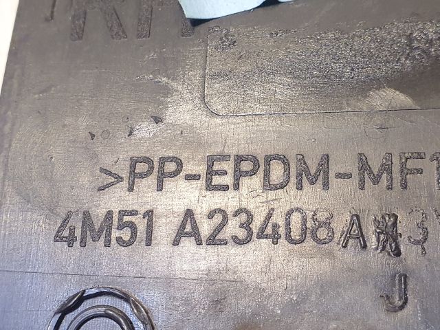 bontott FORD FOCUS II Jobb A Oszlop Hangszóró Burkolat