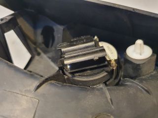 bontott FORD FOCUS II Jobb A Oszlop Hangszóró Burkolat