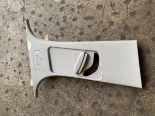 bontott FORD FOCUS II Jobb B Oszlop Burkolat