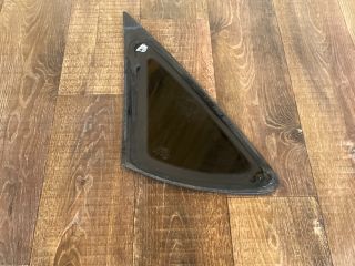 bontott FORD FOCUS II Jobb C Oszlop Oldalablak Üveg