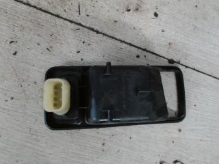 bontott FORD FOCUS II Jobb első Ablakemelő Kapcsoló