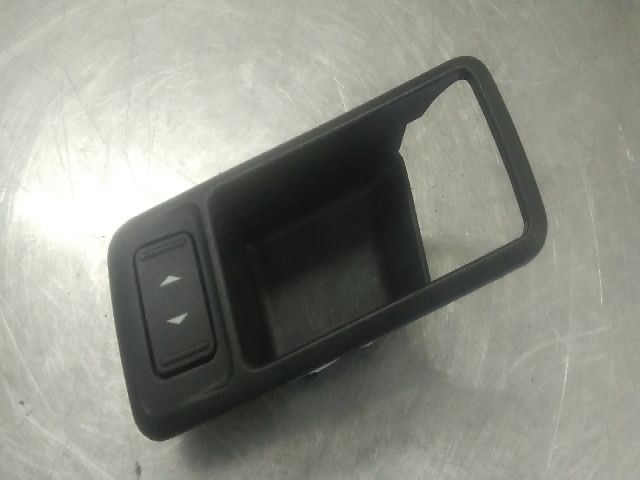 bontott FORD FOCUS II Jobb első Ablakemelő Kapcsoló