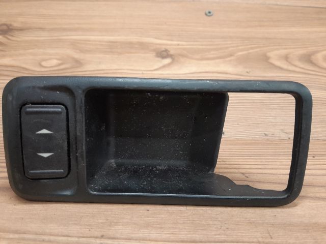 bontott FORD FOCUS II Jobb első Ablakemelő Kapcsoló