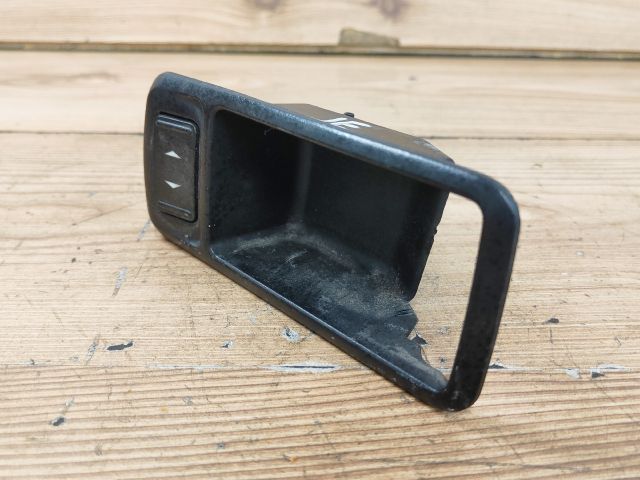 bontott FORD FOCUS II Jobb első Ablakemelő Kapcsoló