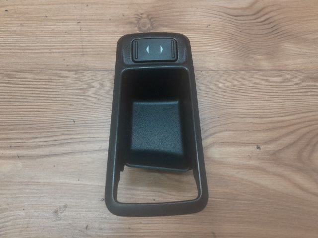 bontott FORD FOCUS II Jobb első Ablakemelő Kapcsoló