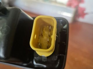 bontott FORD FOCUS II Jobb első Ablakemelő Kapcsoló