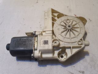 bontott FORD FOCUS II Jobb első Ablakemelő Motor