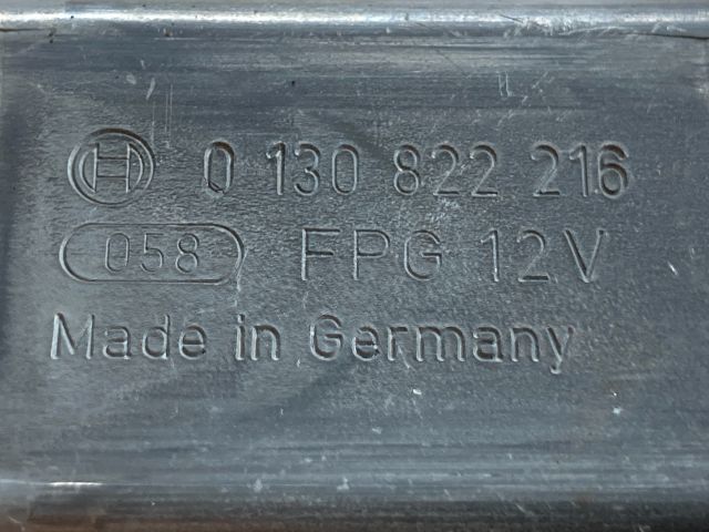 bontott FORD FOCUS II Jobb első Ablakemelő Motor