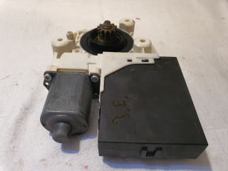 bontott FORD FOCUS II Jobb első Ablakemelő Motor