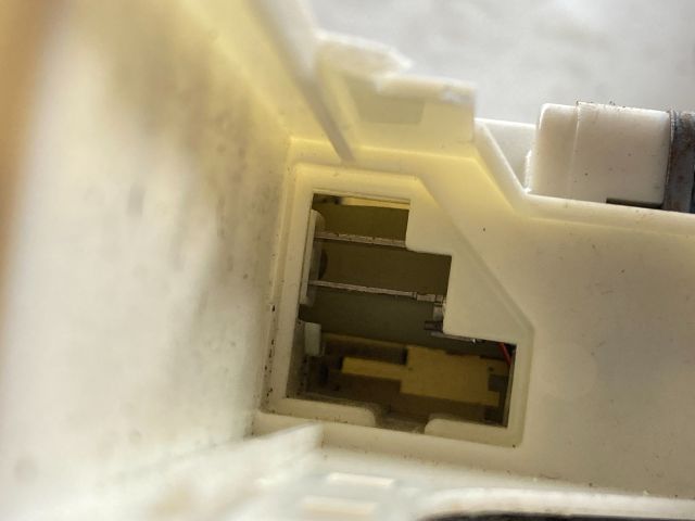 bontott FORD FOCUS II Jobb első Ablakemelő Motor