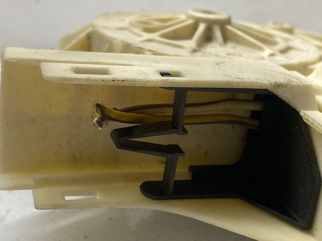 bontott FORD FOCUS II Jobb első Ablakemelő Motor