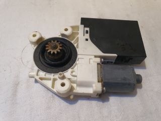 bontott FORD FOCUS II Jobb első Ablakemelő Motor