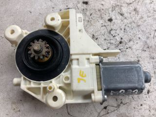 bontott FORD FOCUS II Jobb első Ablakemelő Motor