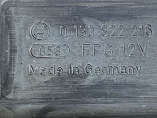 bontott FORD FOCUS II Jobb első Ablakemelő Motor