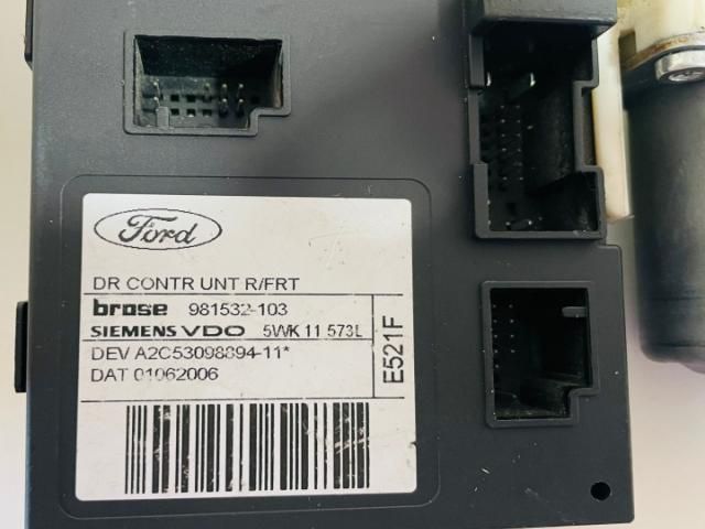 bontott FORD FOCUS II Jobb első Ablakemelő Motor