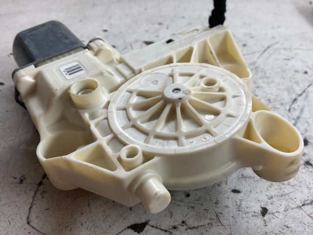 bontott FORD FOCUS II Jobb első Ablakemelő Motor