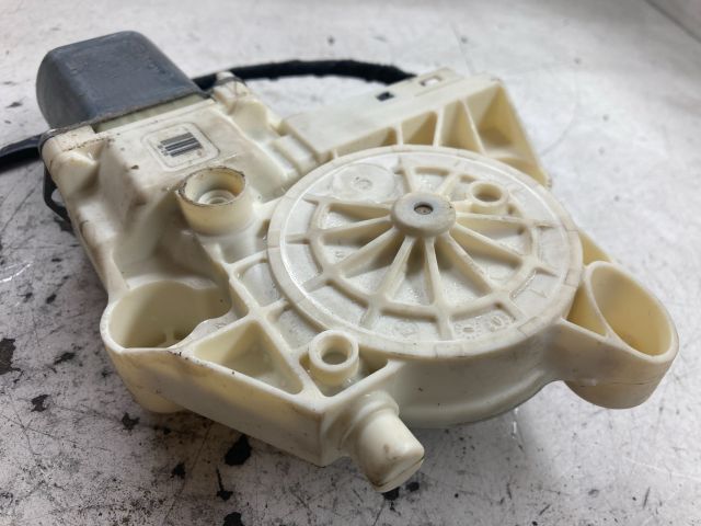 bontott FORD FOCUS II Jobb első Ablakemelő Motor