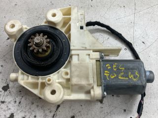 bontott FORD FOCUS II Jobb első Ablakemelő Motor