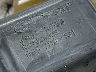 bontott FORD FOCUS II Jobb első Ablakemelő Motor