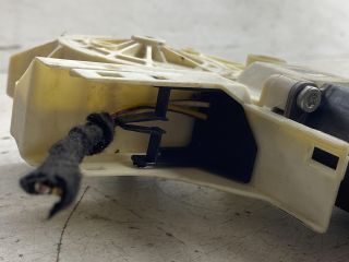 bontott FORD FOCUS II Jobb első Ablakemelő Motor